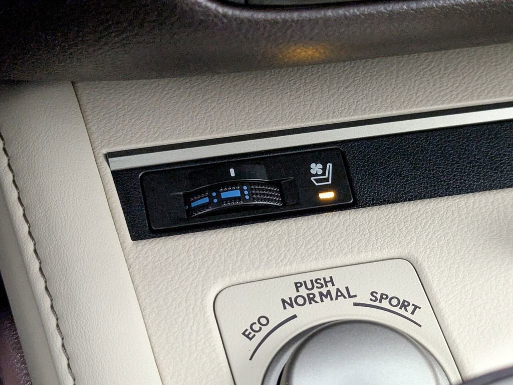 Used 2017 Lexus ES 350 w/ Premium Package image 18