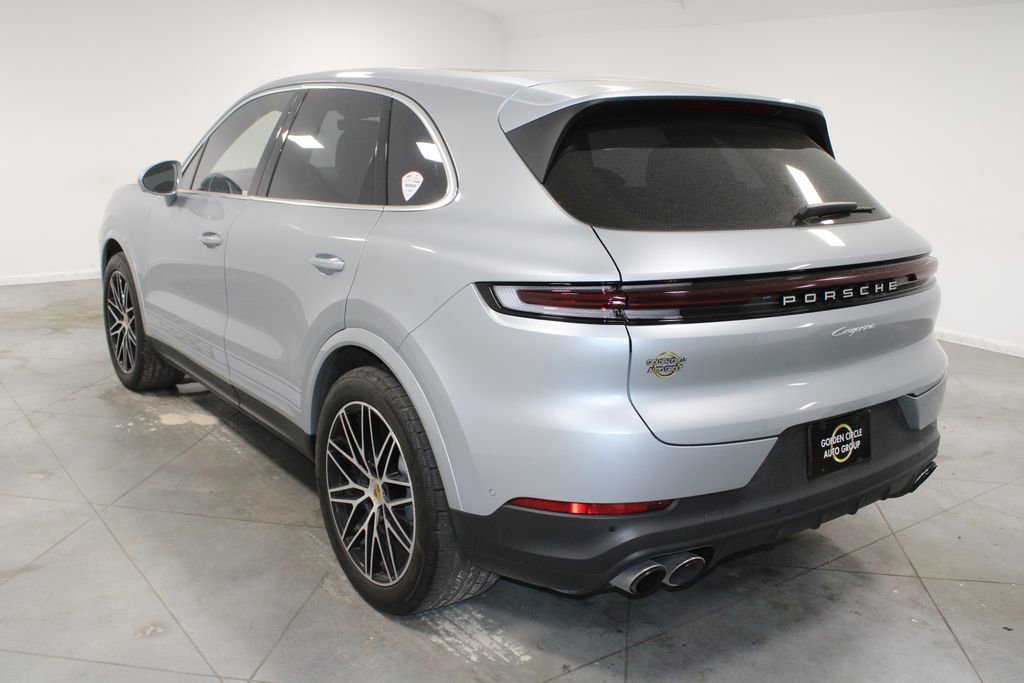 Used 2024 Porsche Cayenne image 7
