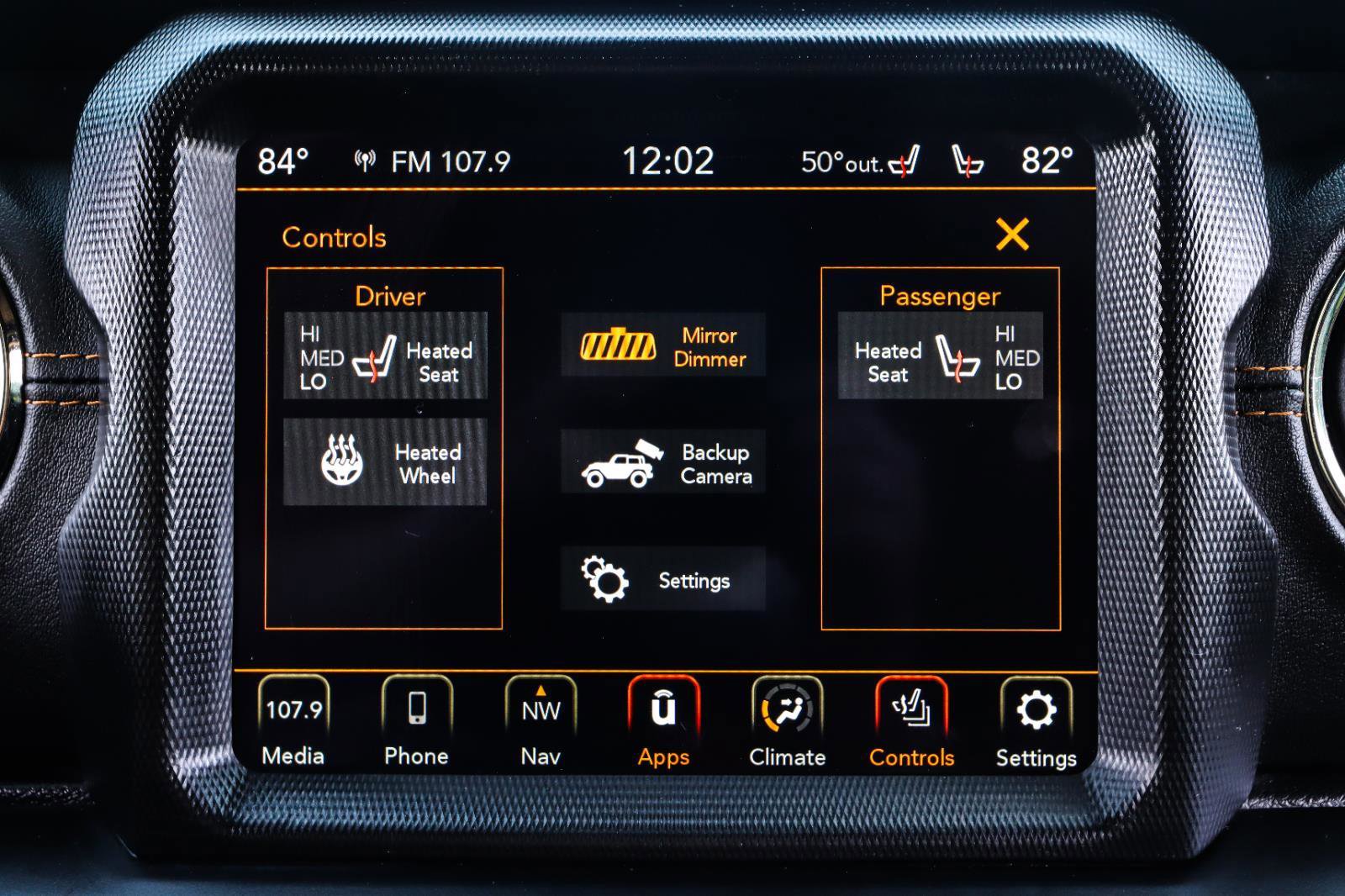 Used 2022 Jeep Wrangler Unlimited Sahara image 13