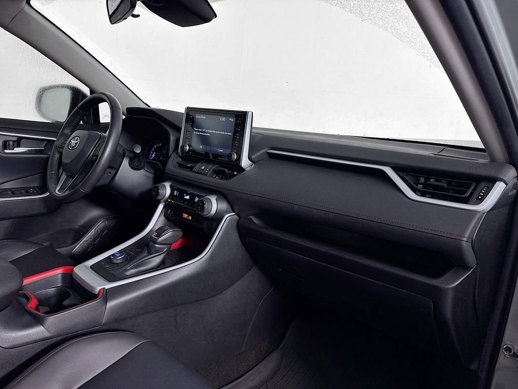 Used 2020 Toyota RAV4 TRD Off-Road image 29