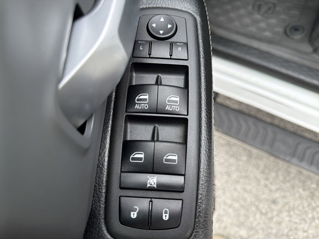 Used 2022 RAM 2500 Big Horn w/ Cold Weather Group image 14