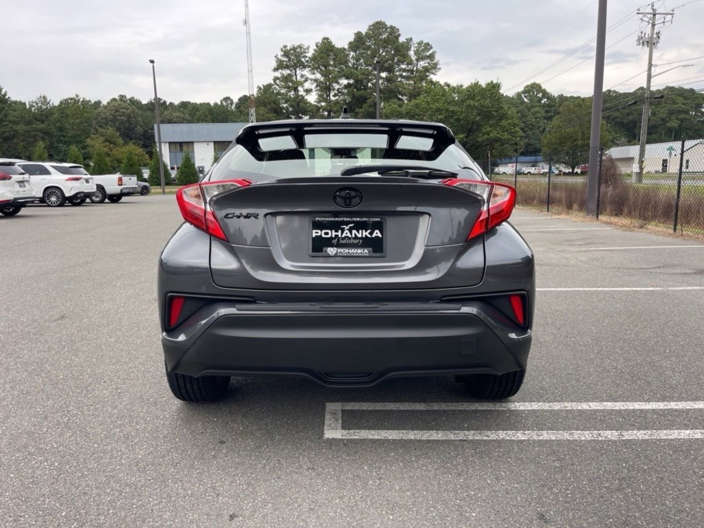 Used 2022 Toyota C-HR Nightshade image 8