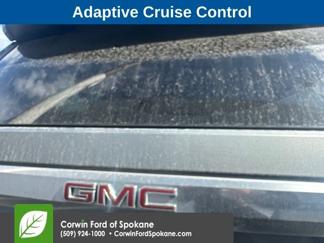 Used 2023 GMC Yukon XL Denali w/ Advanced Technology Package AWD/4WD image 9