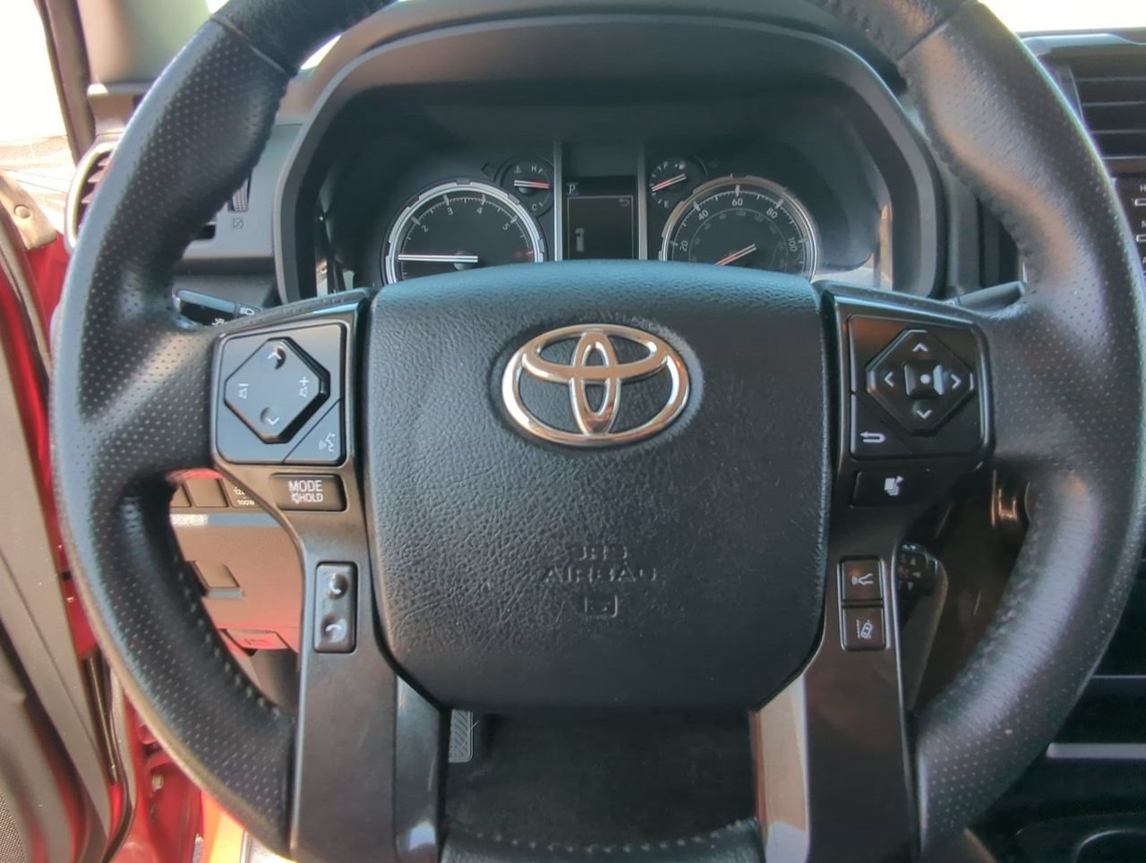 Used 2022 Toyota 4Runner TRD Off-Road Premium AWD/4WD image 19