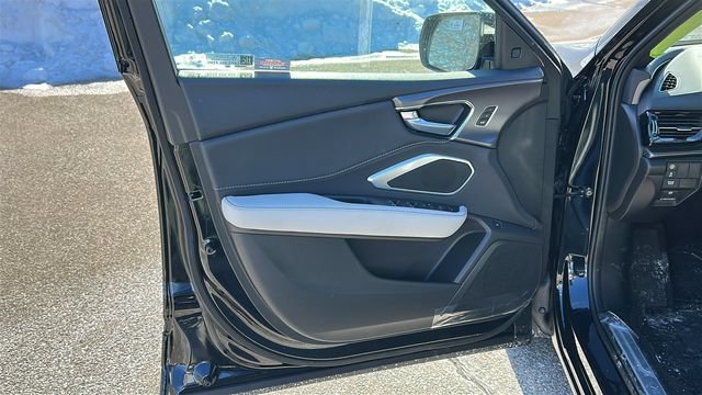 New 2026 Acura RDX SH-AWD image 8