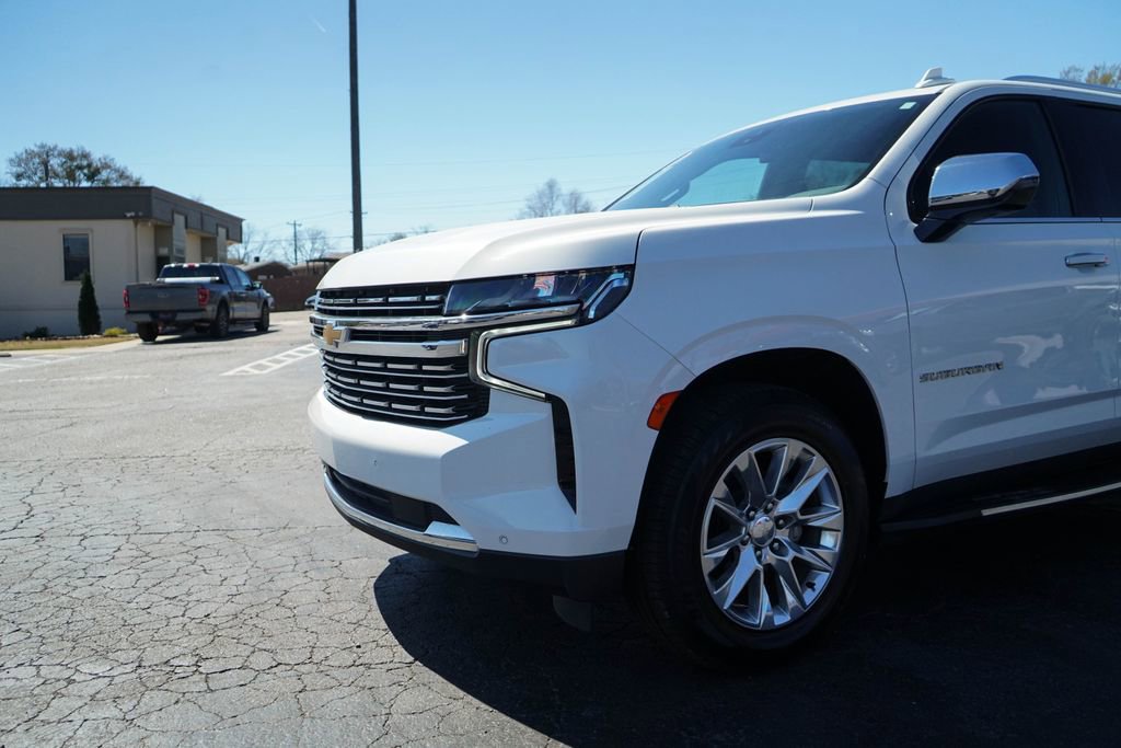 Used 2023 Chevrolet Suburban Premier RWD image 10