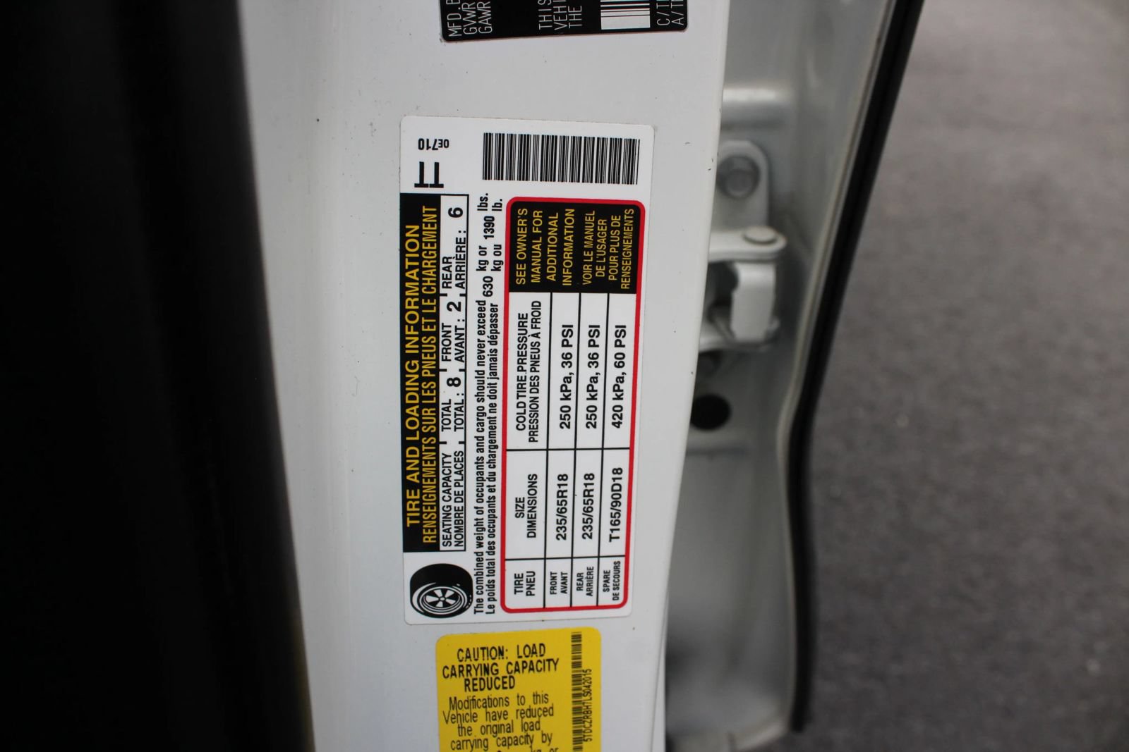 Used 2020 Toyota Highlander L AWD/4WD image 35