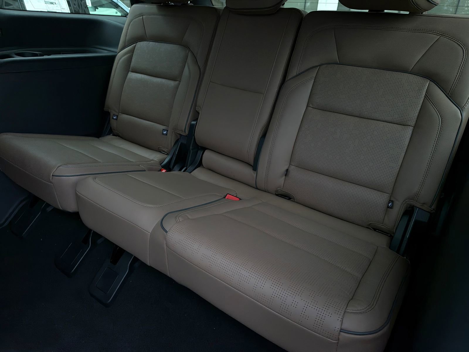 New 2026 Lincoln Navigator Black Label AWD/4WD image 18