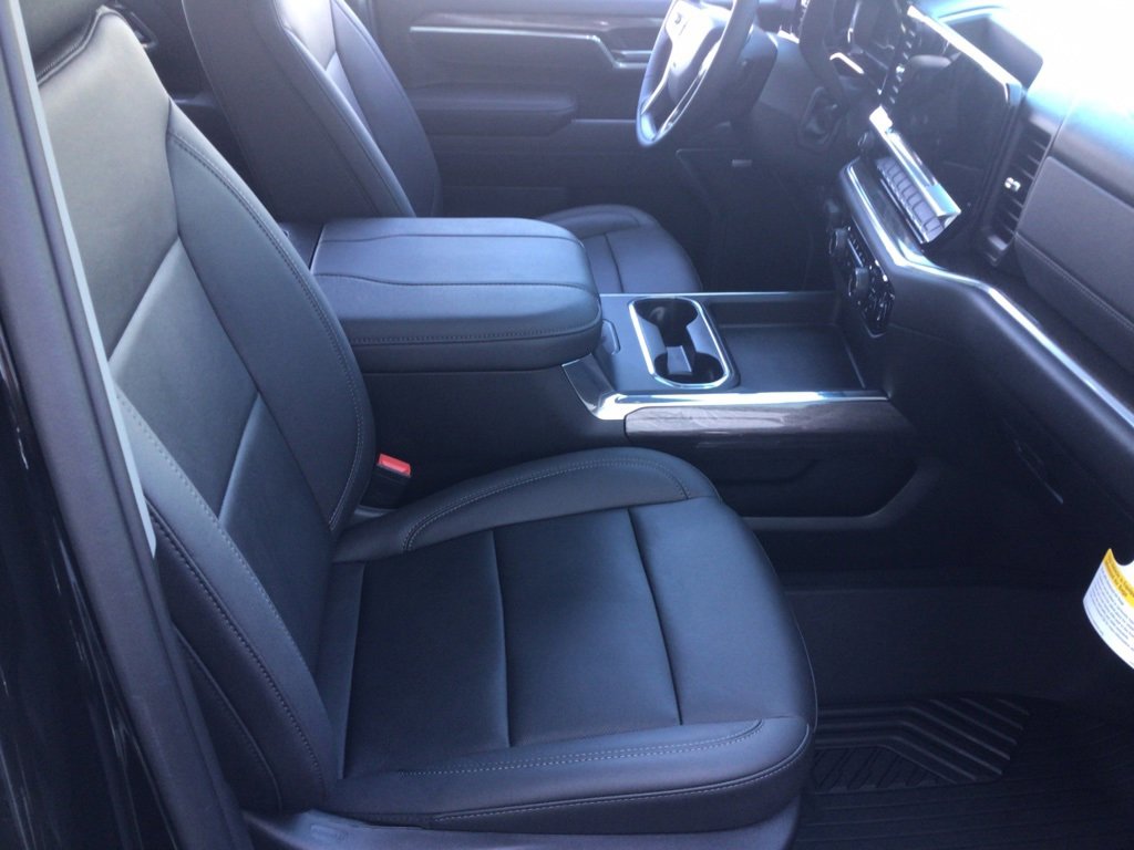 New 2025 Chevrolet Silverado 2500 LTZ w/ LTZ Plus Package image 20