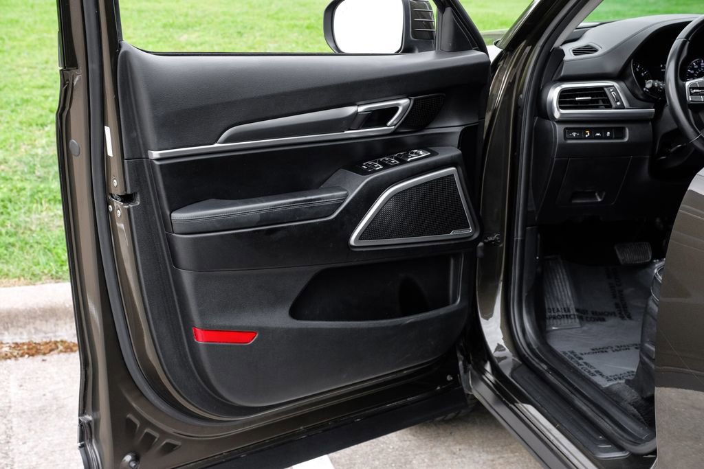 Used 2022 Kia Telluride S image 48