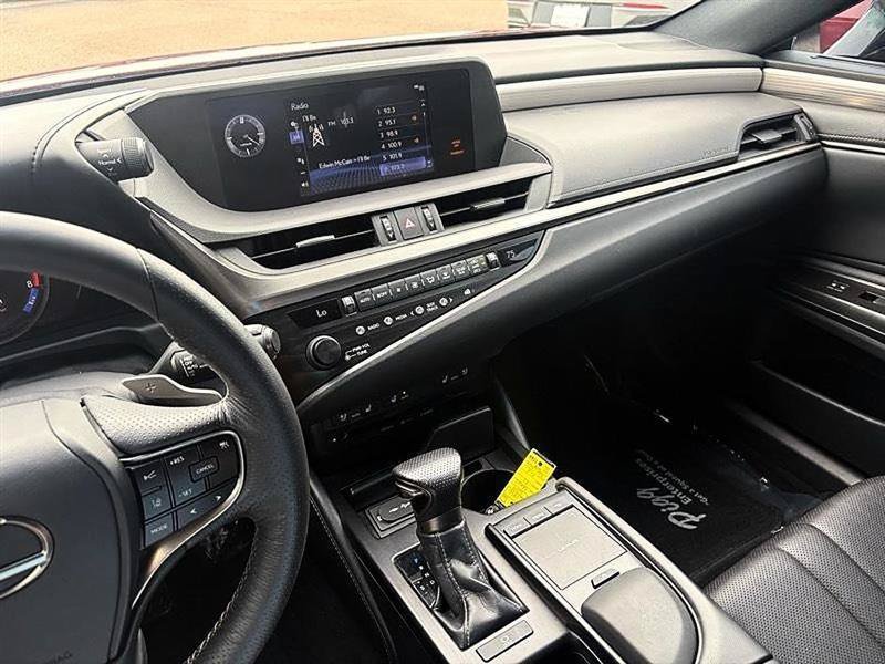 Used 2019 Lexus ES 350 F Sport w/ Accessory Package 2 FWD image 27
