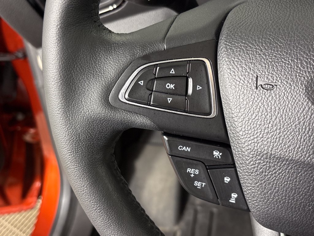 Certified 2019 Ford Escape Titanium FWD image 18