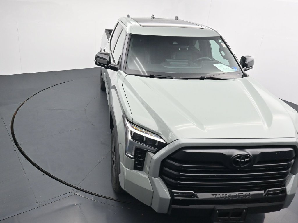 Used 2026 Toyota Tundra Limited AWD/4WD image 10