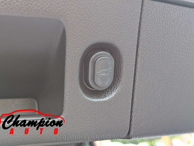 Used 2017 Chevrolet Tahoe LT RWD image 17