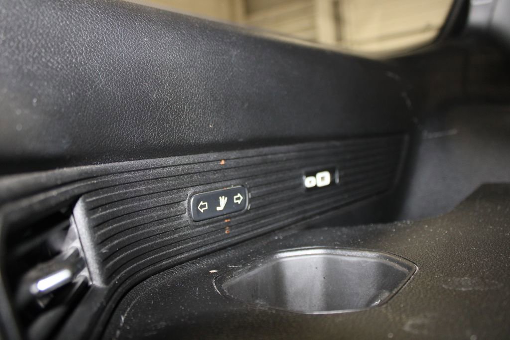 Used 2024 Jeep Wagoneer Series III AWD/4WD image 35