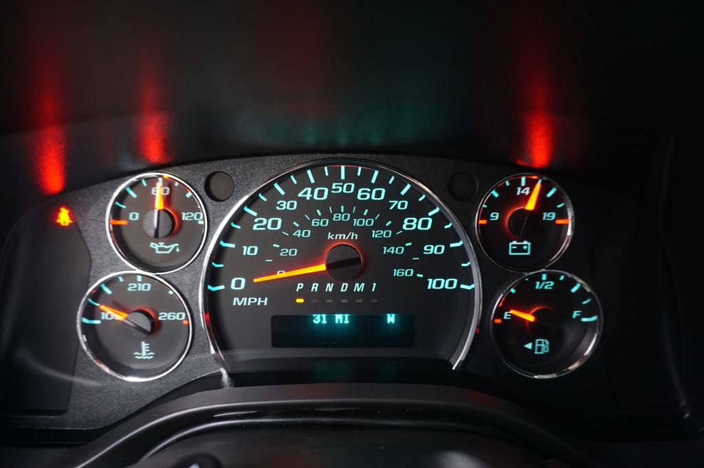 New 2025 Chevrolet Express 2500 w/ Driver Convenience Package RWD image 16