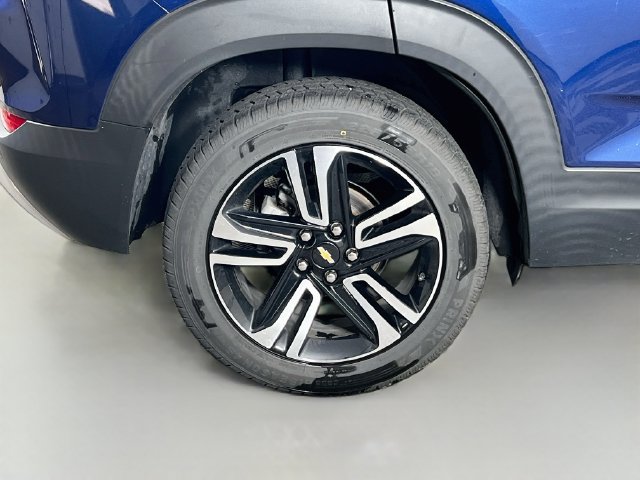 Used 2023 Chevrolet TrailBlazer LT w/ LPO, Blackout Package AWD/4WD image 34