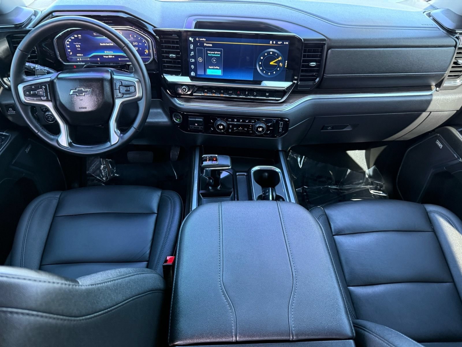 Used 2024 Chevrolet Silverado 1500 LT Trail Boss w/ Convenience Package II AWD/4WD image 28