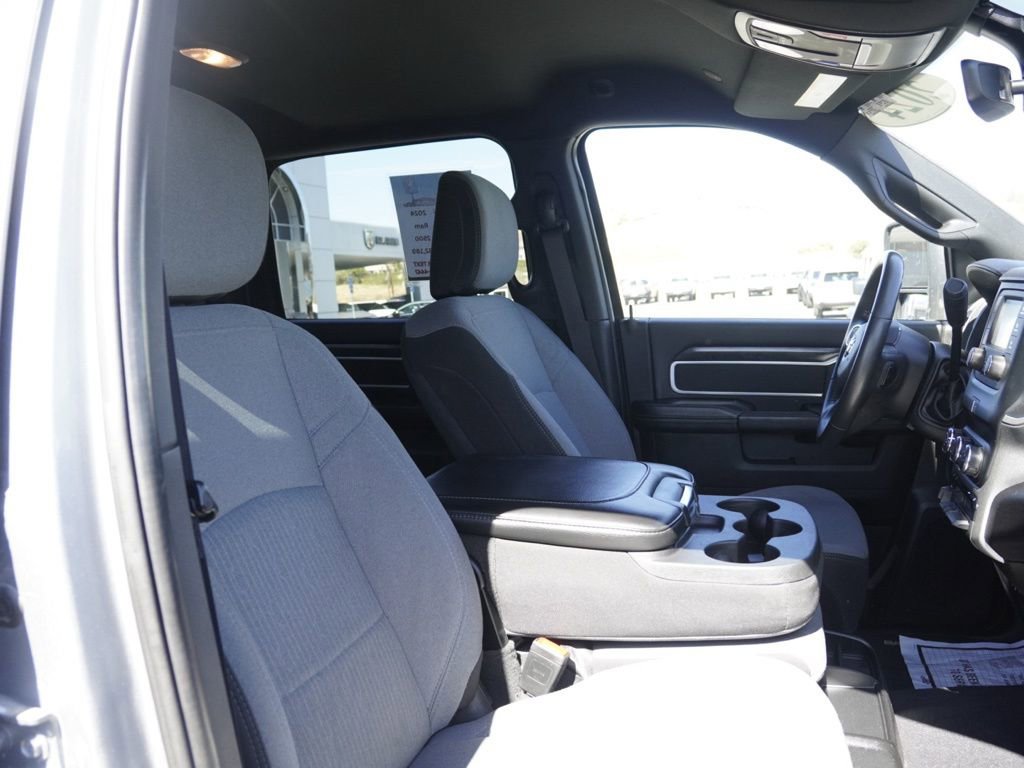 Certified 2024 RAM 2500 Big Horn AWD/4WD image 24