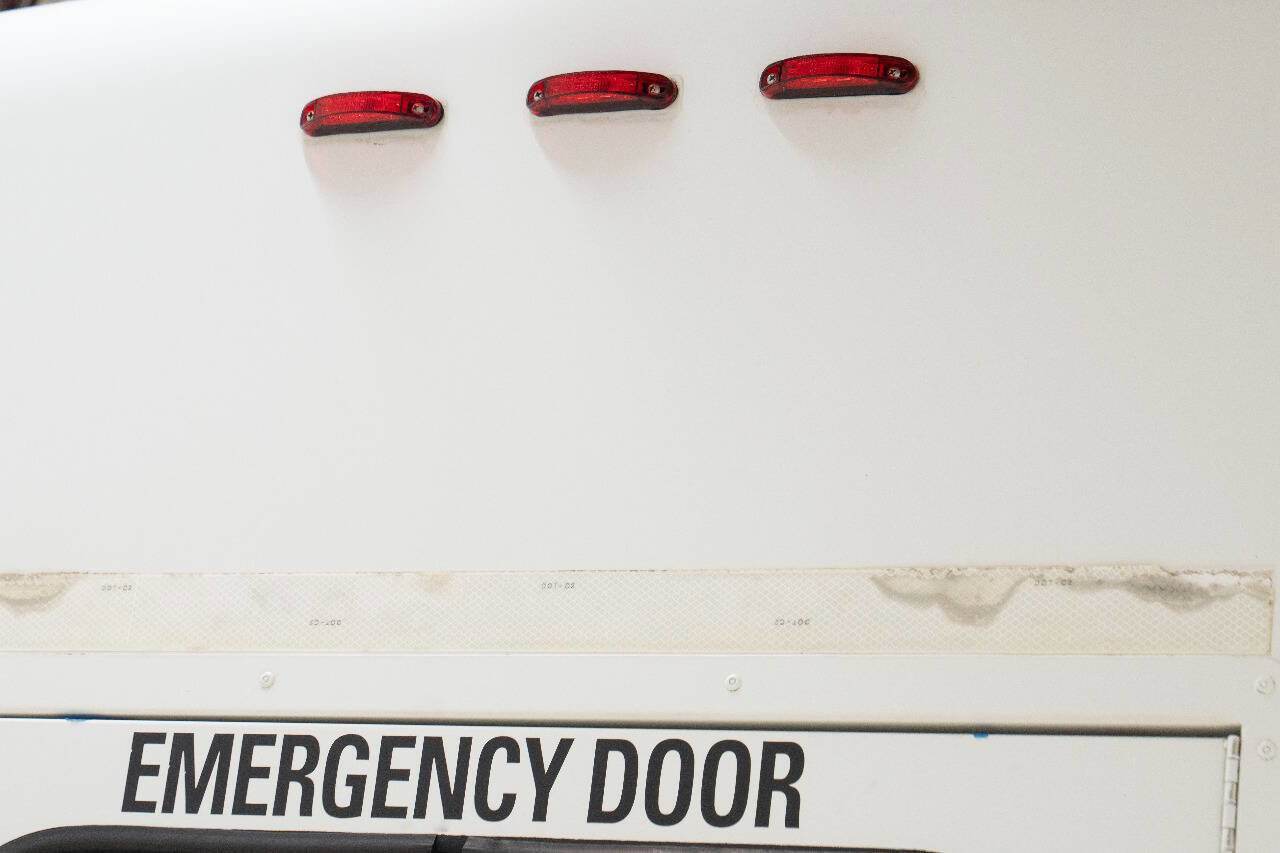 Used 2004 Chevrolet Express 3500 3500 2dr Commercial/Cutaway/Ch w/ School Bus Package image 22