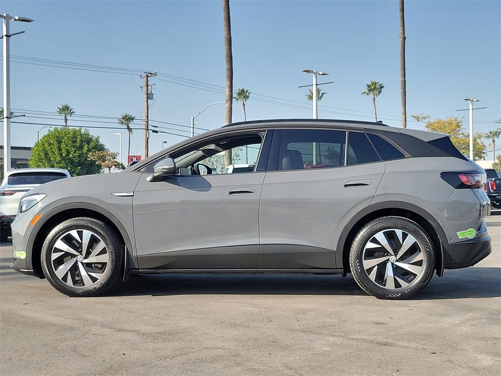 Used 2023 Volkswagen ID.4 Pro image 2