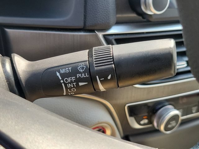 Used 2018 Honda Accord LX image 11