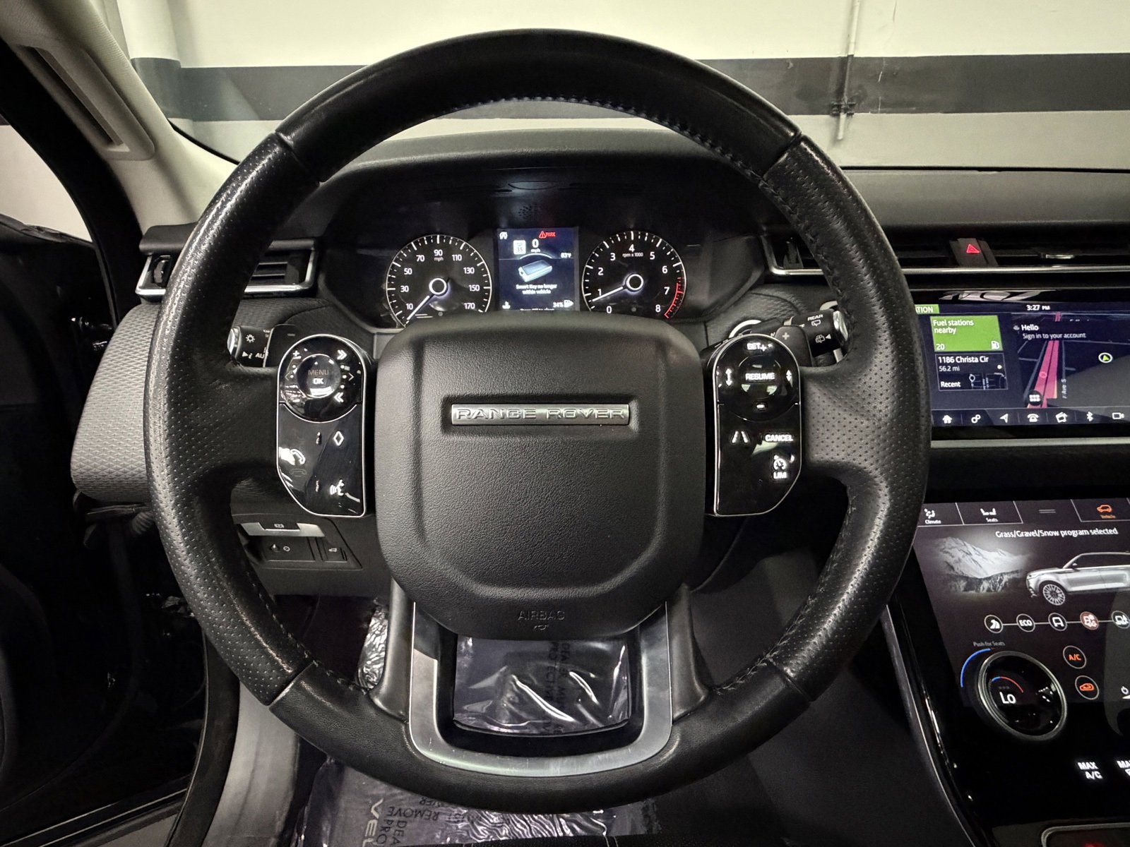 Used 2019 Land Rover Range Rover Velar S image 27