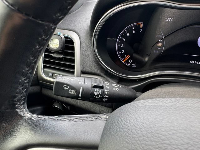 Used 2021 Jeep Grand Cherokee Laredo X AWD/4WD image 29