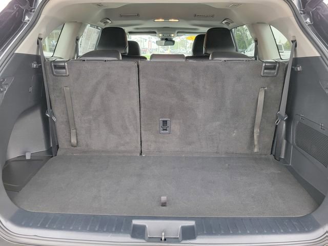 Used 2023 Toyota Highlander XLE image 19