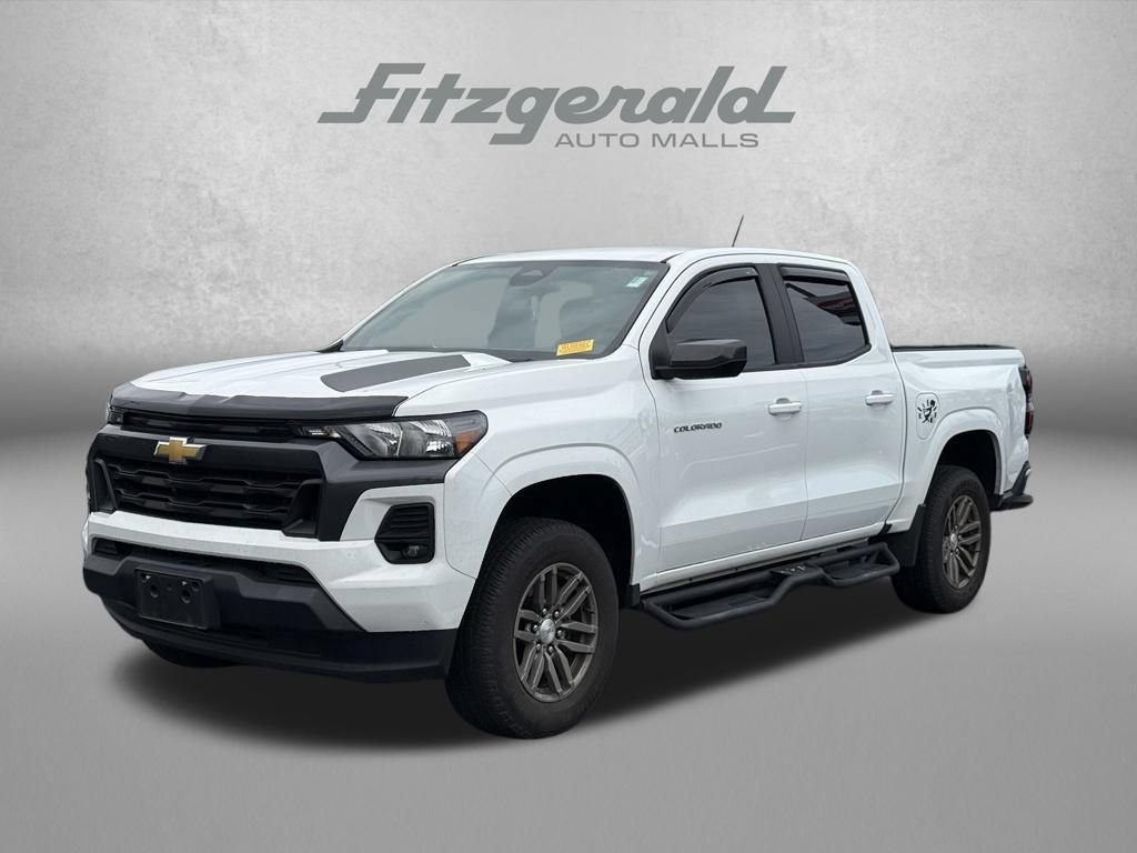 Used 2024 Chevrolet Colorado LT w/ LT Convenience Package RWD image 9