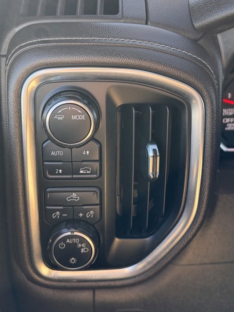 Used 2020 Chevrolet Silverado 1500 LT w/ Texas Edition image 18