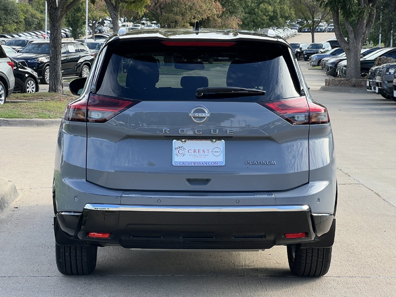 Used 2024 Nissan Rogue Platinum FWD image 5