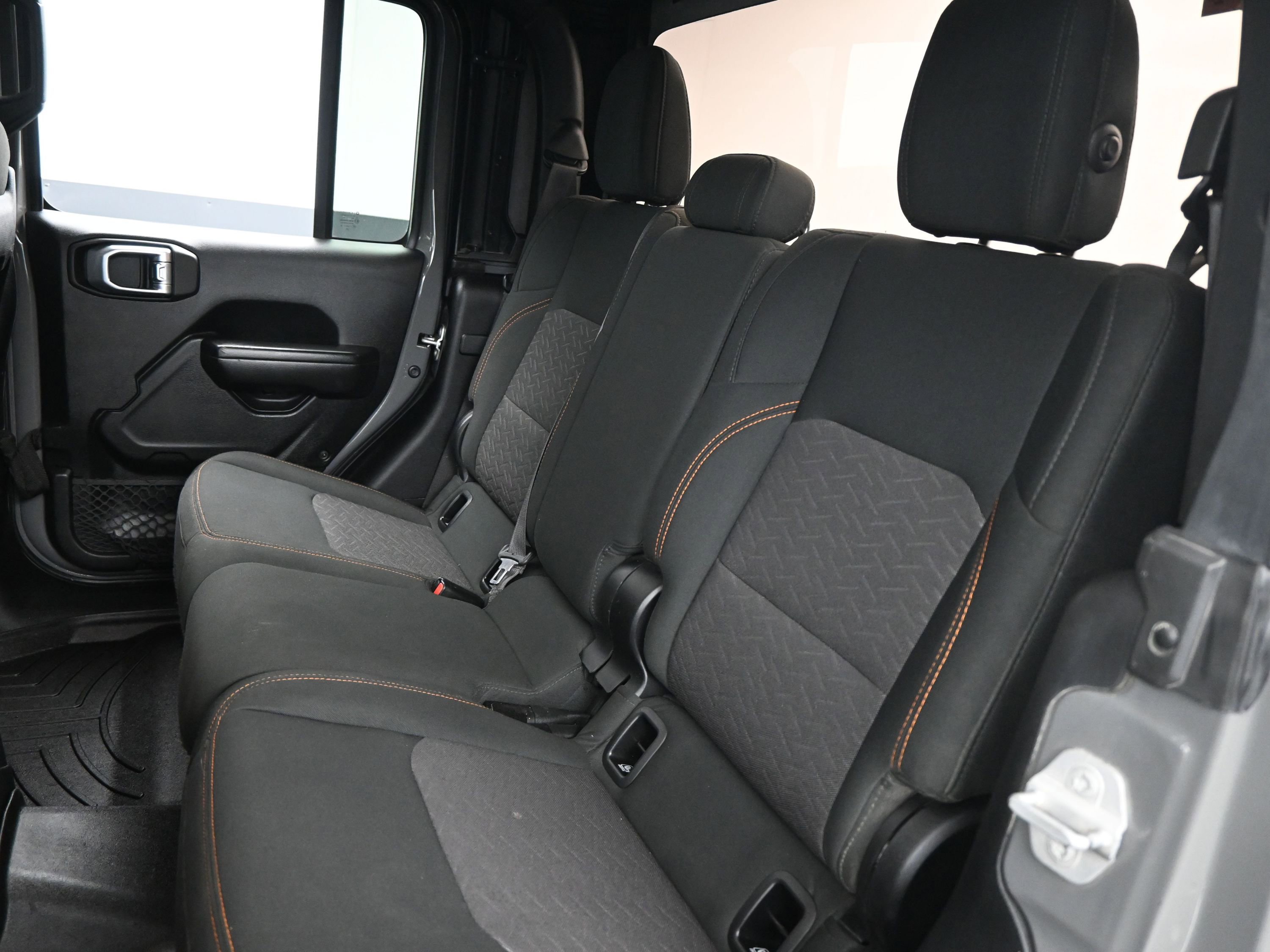 Used 2020 Jeep Gladiator Mojave image 12