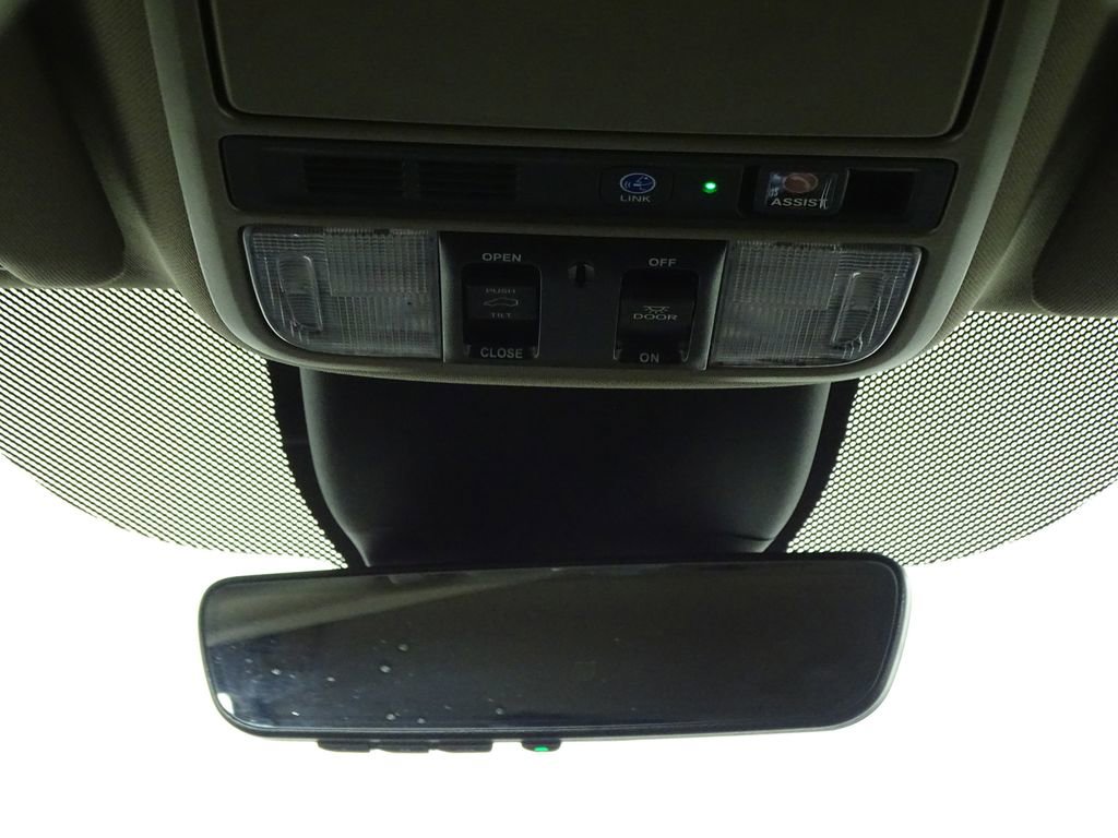 Used 2024 Honda Odyssey Touring image 32