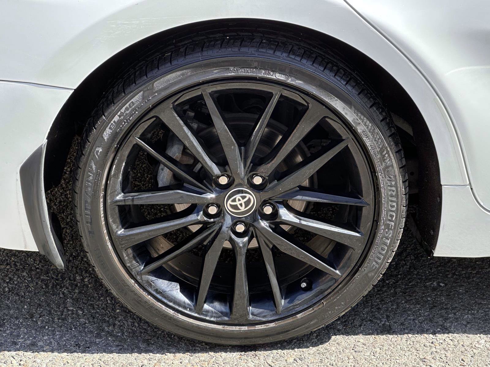 Used 2022 Toyota Camry XSE image 12