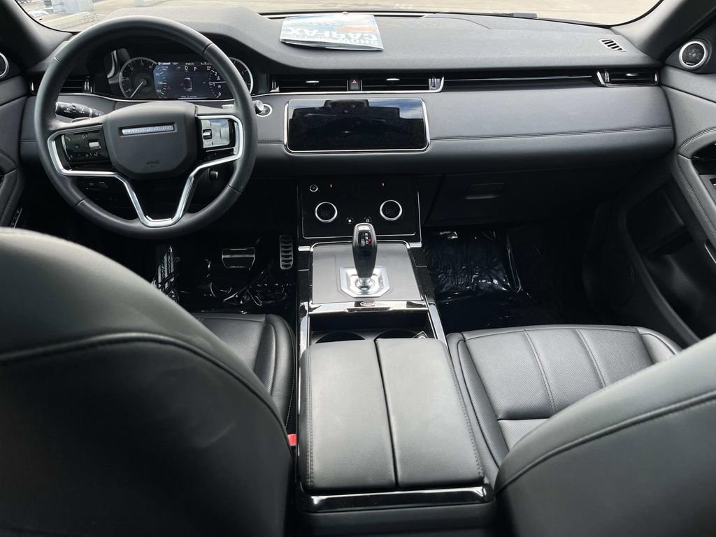 Used 2023 Land Rover Range Rover Evoque R-Dynamic SE image 9