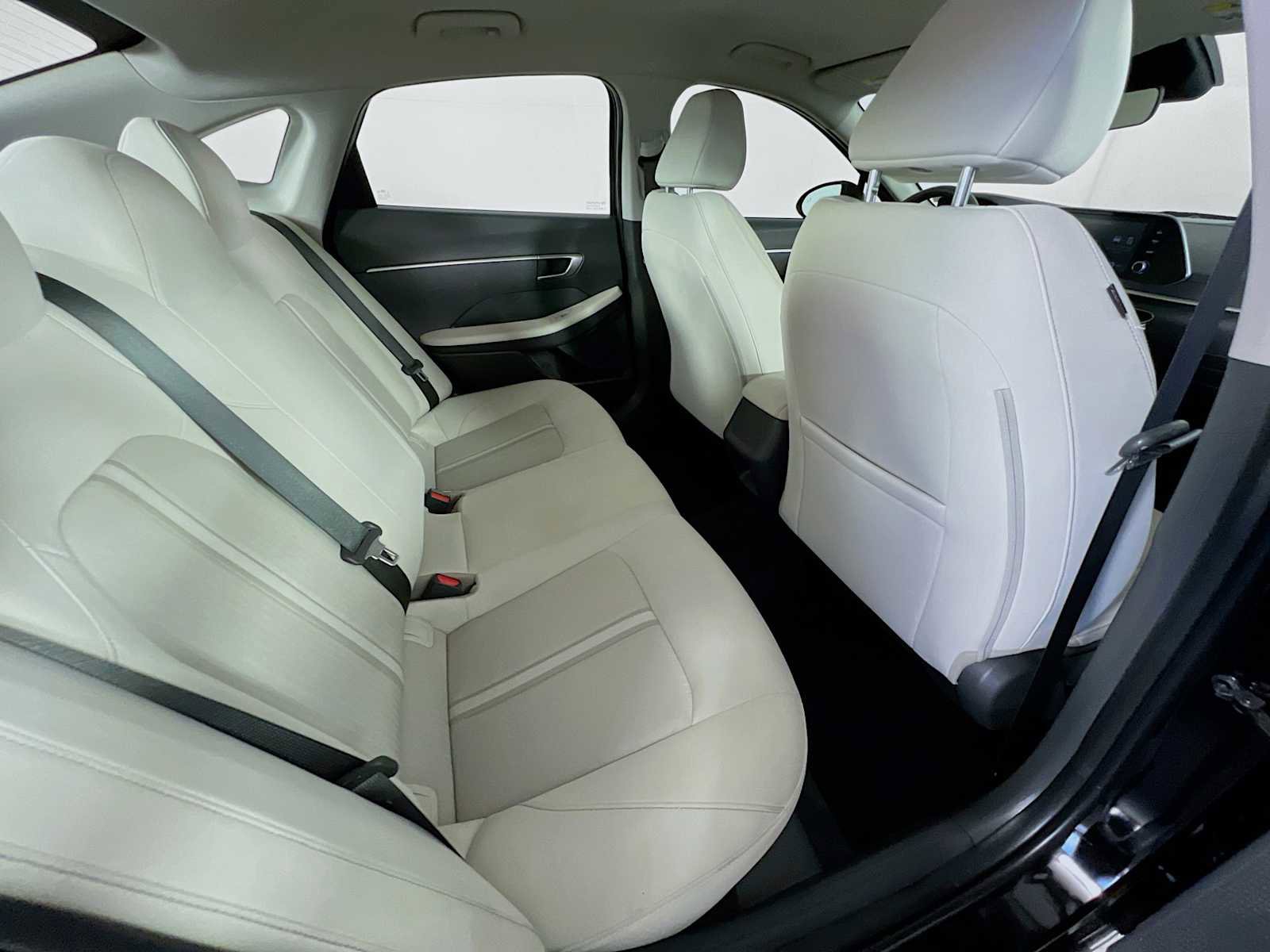 Used 2023 Hyundai Sonata SE FWD image 25