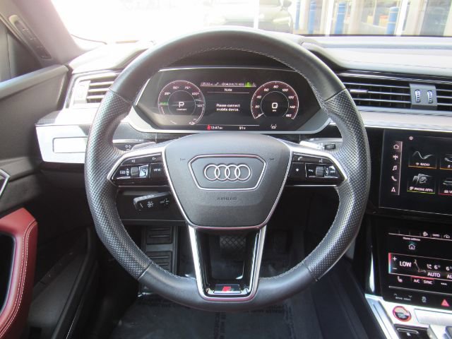 Used 2023 Audi e-tron S Premium Plus w/ Black Optic Package AWD/4WD image 36