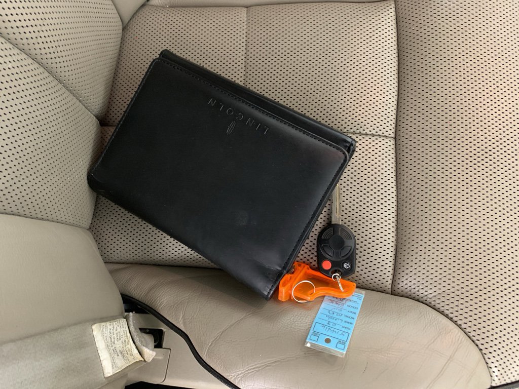 Used 2008 Lincoln MKX Base image 40