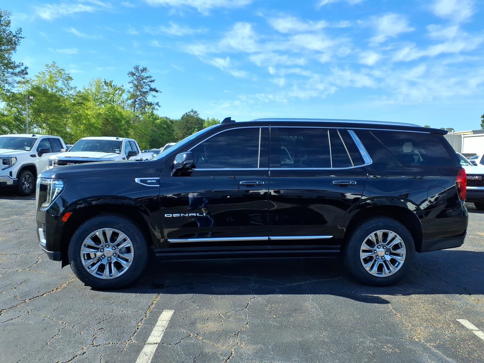 Used 2021 GMC Yukon Denali w/ LPO, Illumination Package AWD/4WD video 1