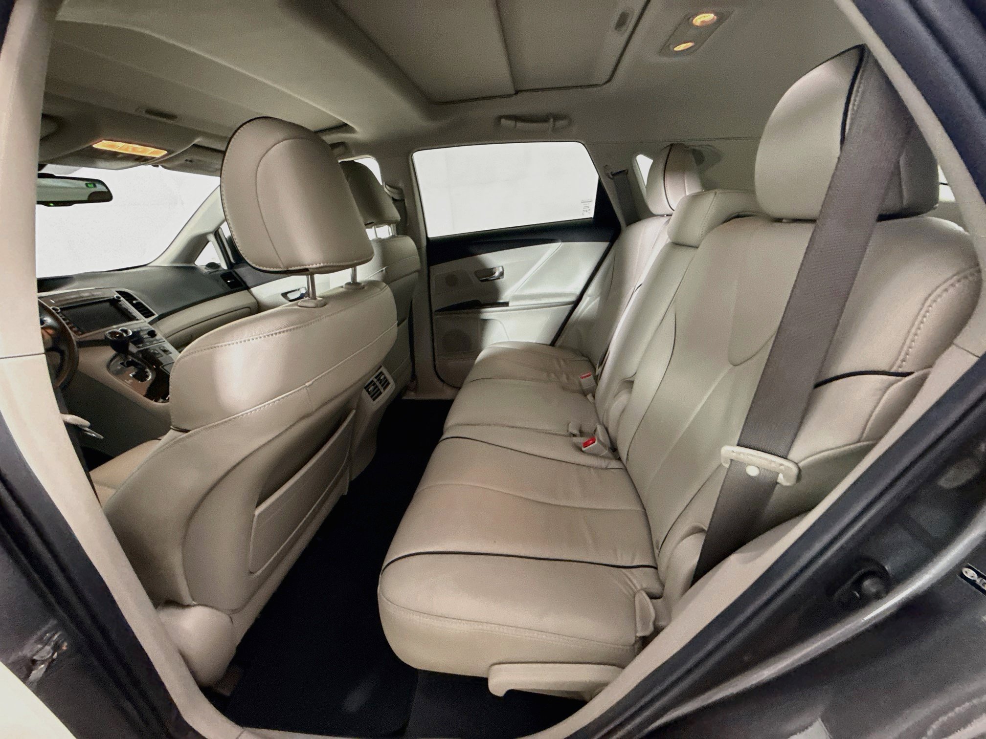 Used 2014 Toyota Venza Limited w/ Tow Prep Package AWD/4WD image 26