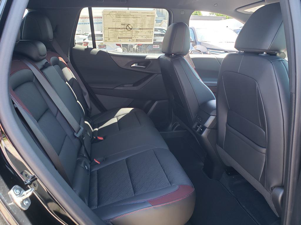 New 2026 Chevrolet Equinox RS w/ Convenience Package III FWD image 19