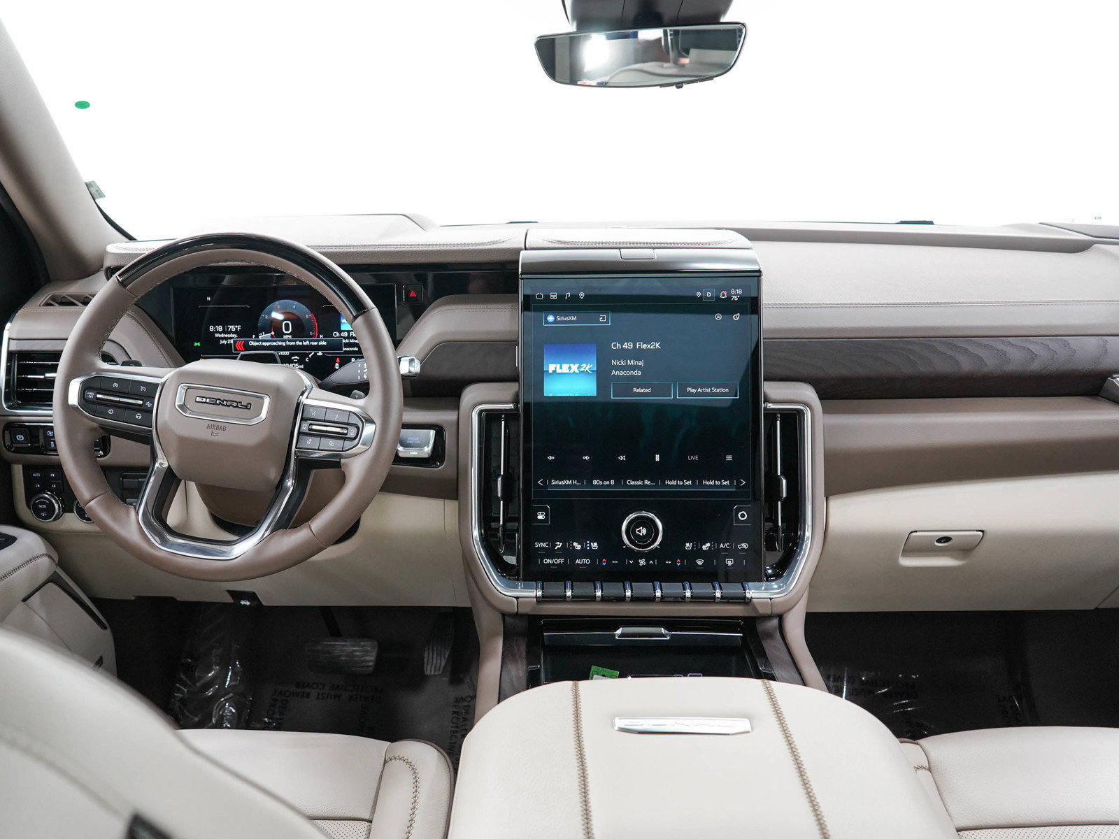 Used 2025 GMC Yukon Denali w/ Denali Reserve Package AWD/4WD image 19