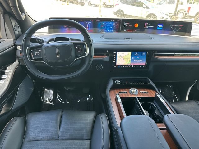 New 2026 Lincoln Navigator L Black Label AWD/4WD image 25