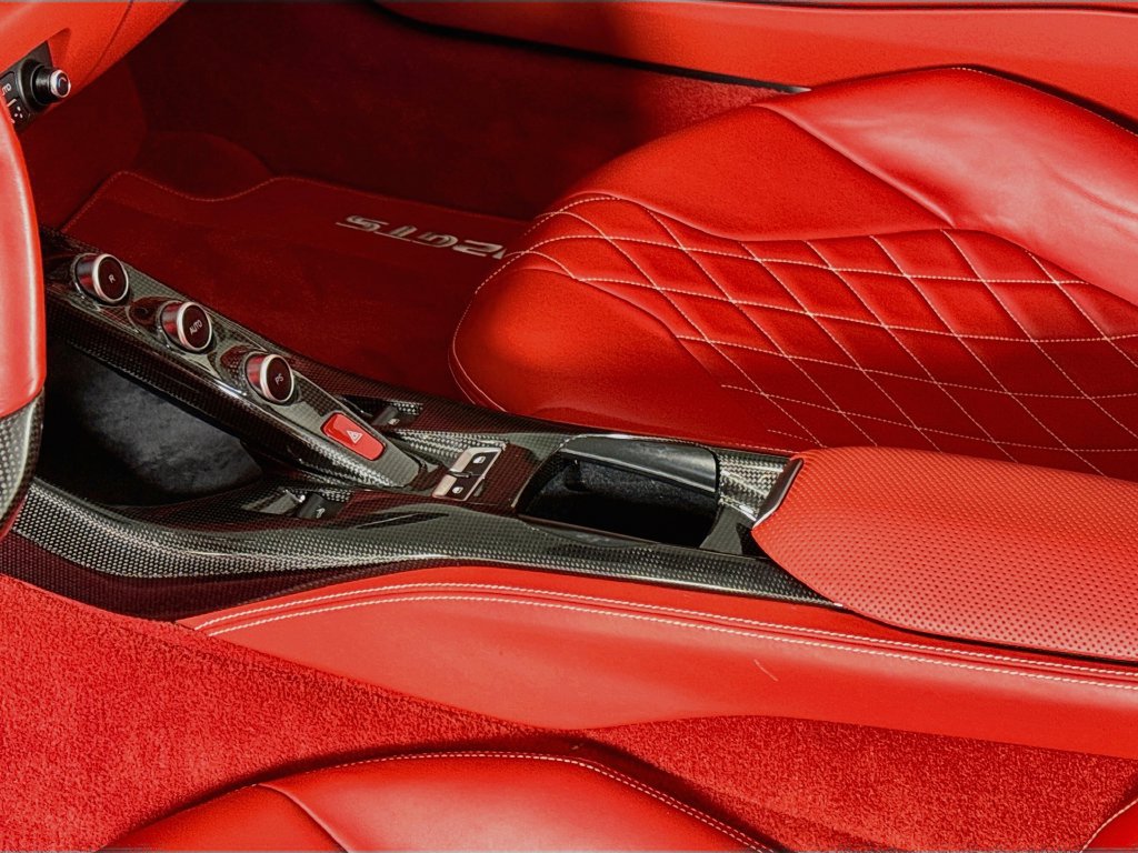 Used 2021 Ferrari 812 GTS RWD image 16
