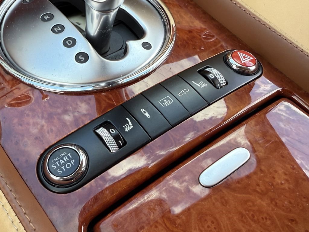 Used 2011 Bentley Flying Spur Flying Spur Speed image 34