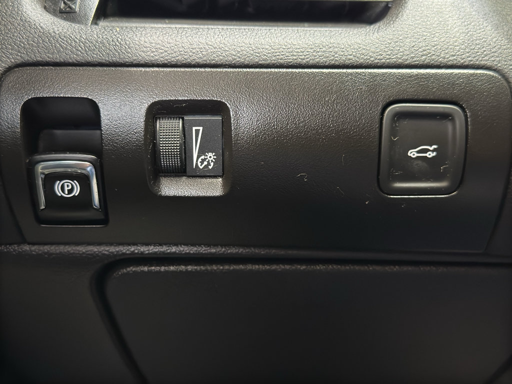 Used 2017 Chevrolet Impala LS FWD image 27