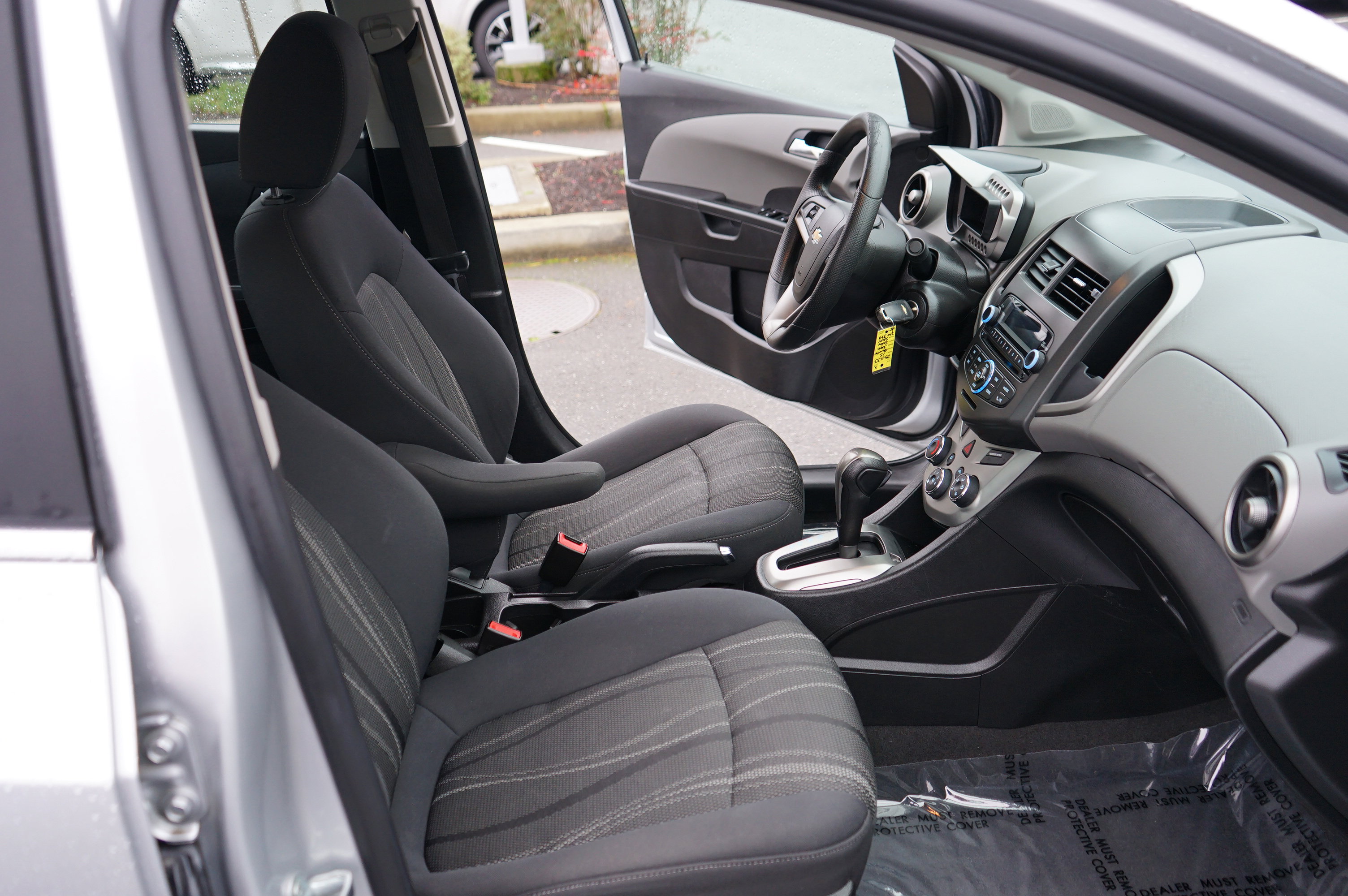 Used 2015 Chevrolet Sonic LT image 20