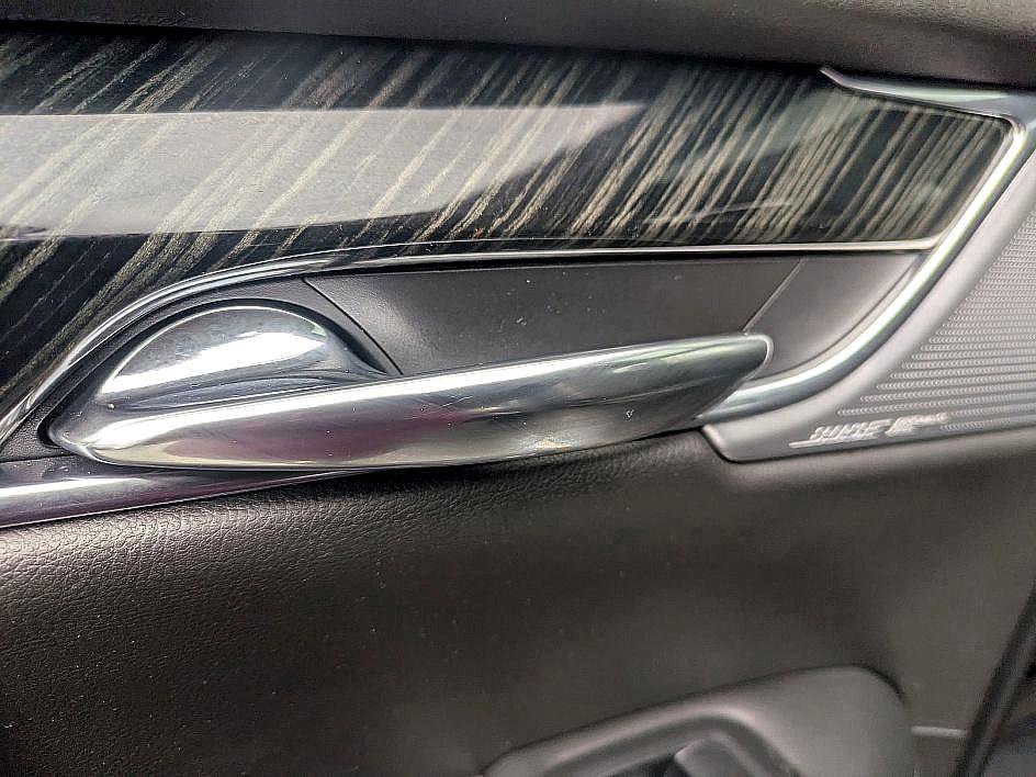 Used 2020 Cadillac XT6 Premium Luxury image 25