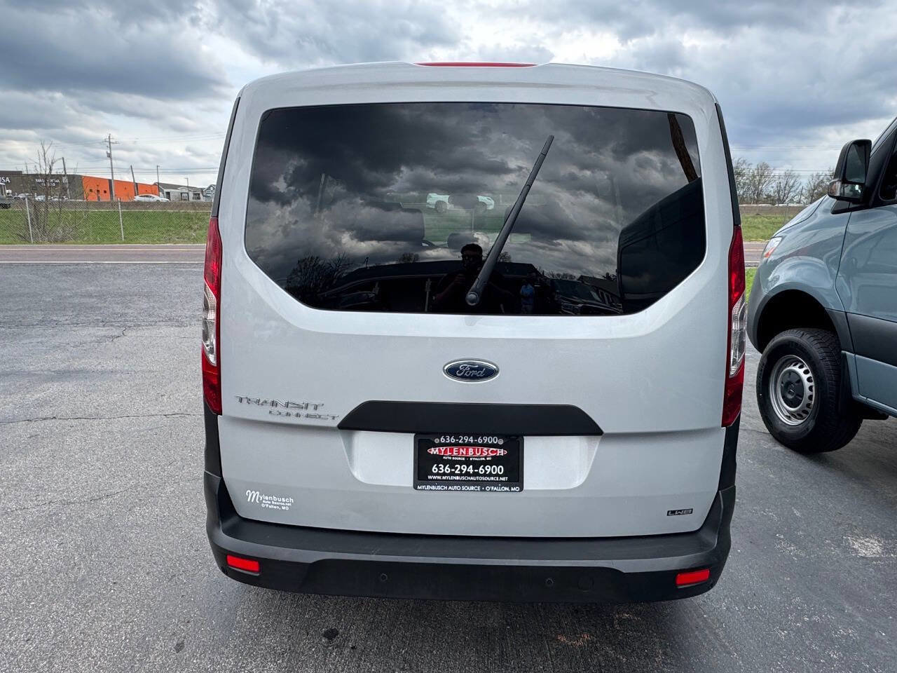 Used 2021 Ford Transit Connect XL image 7